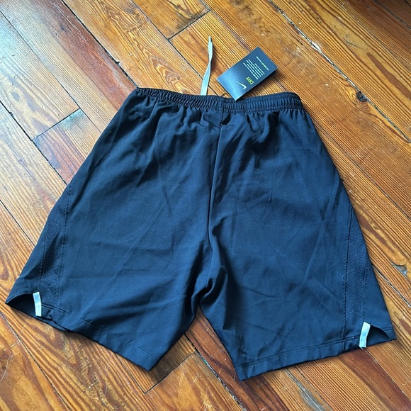 NWT Nike Army West Point Mens Small Black Athletic Shorts - Picture 4 of 6